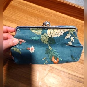 Vintage Trina MCM Made in USA Floral flower Clutch style Wallet